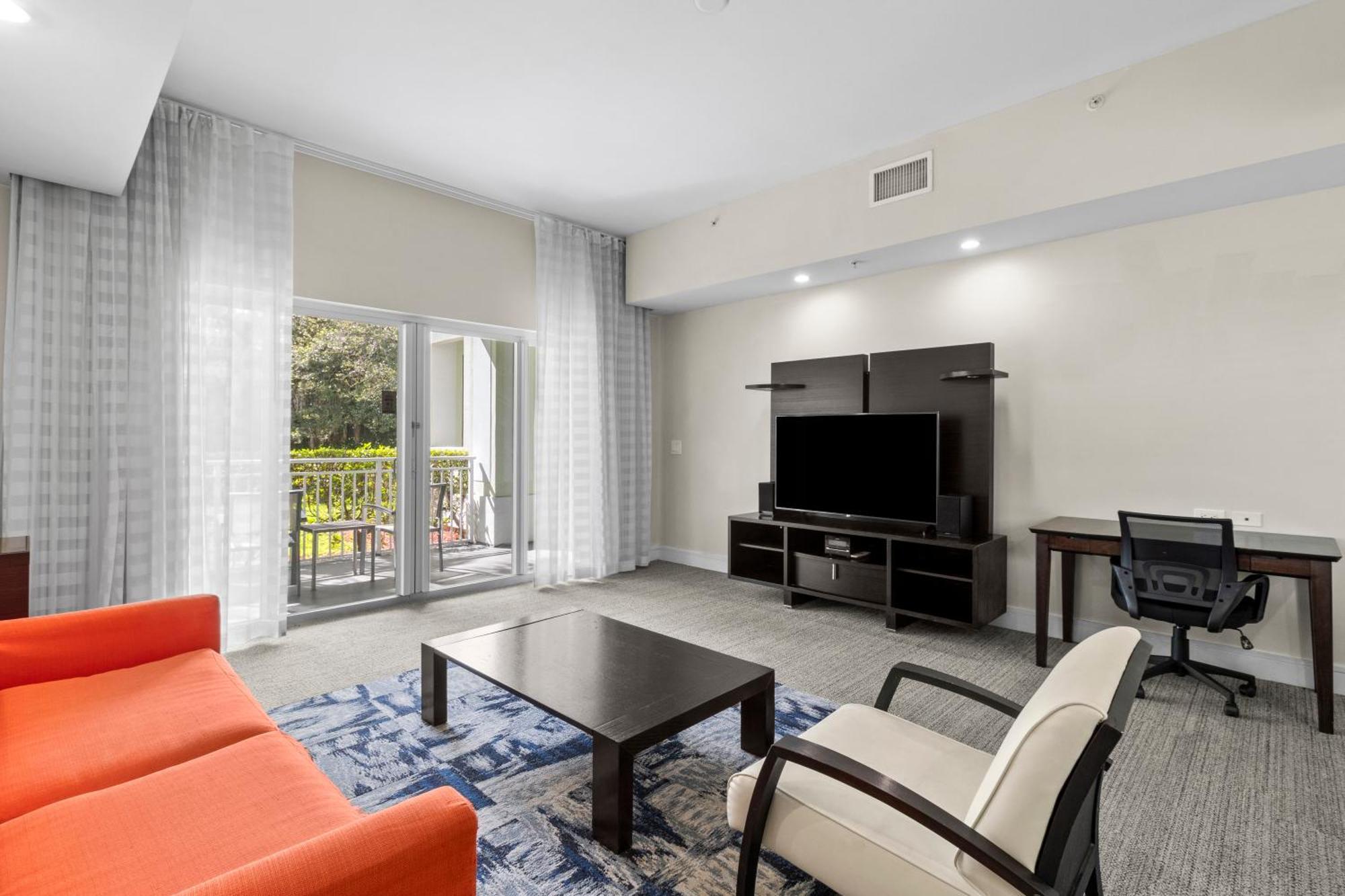 Отель Provident Doral At The Blue Экстерьер фото