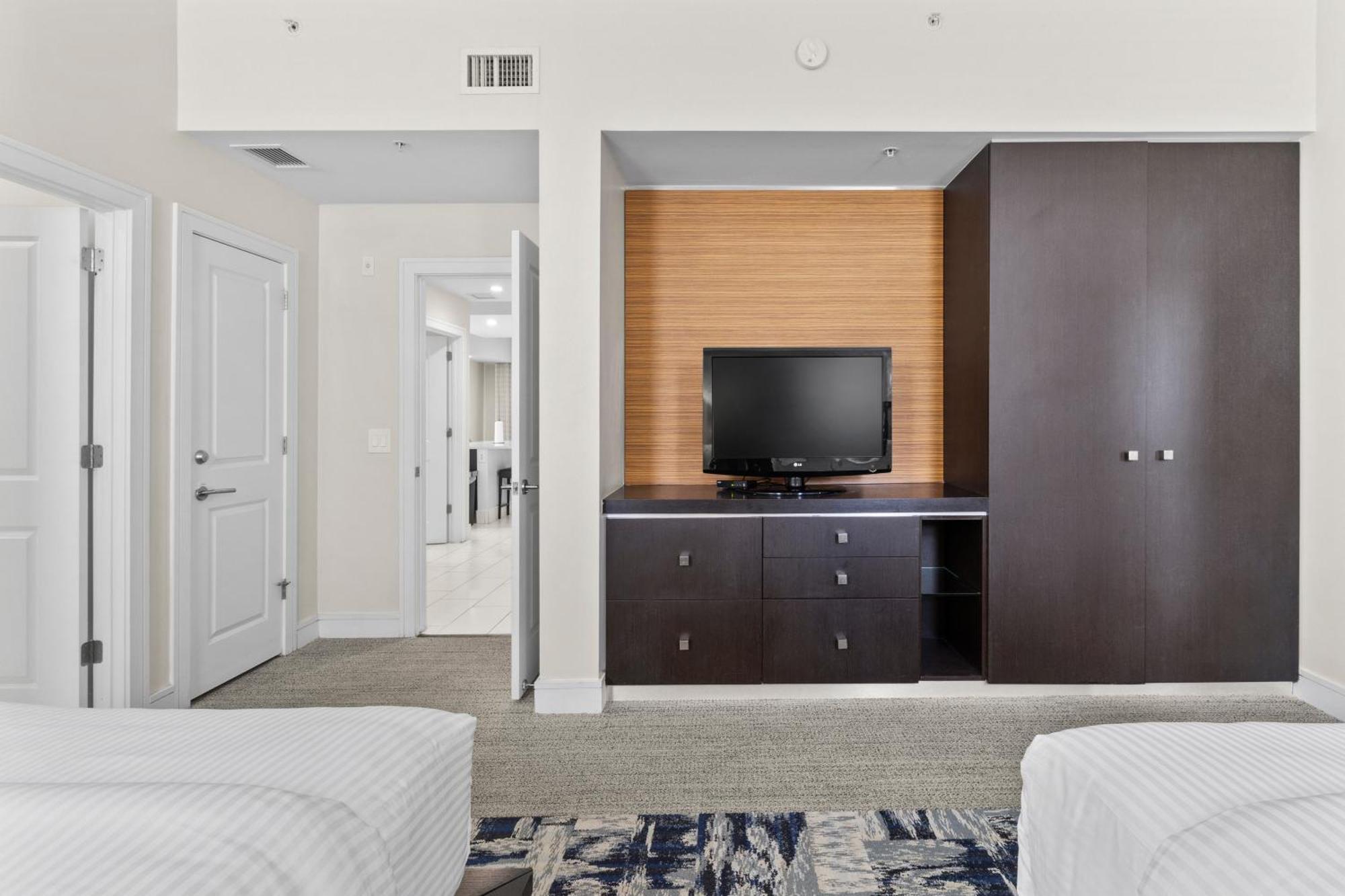 Отель Provident Doral At The Blue Экстерьер фото