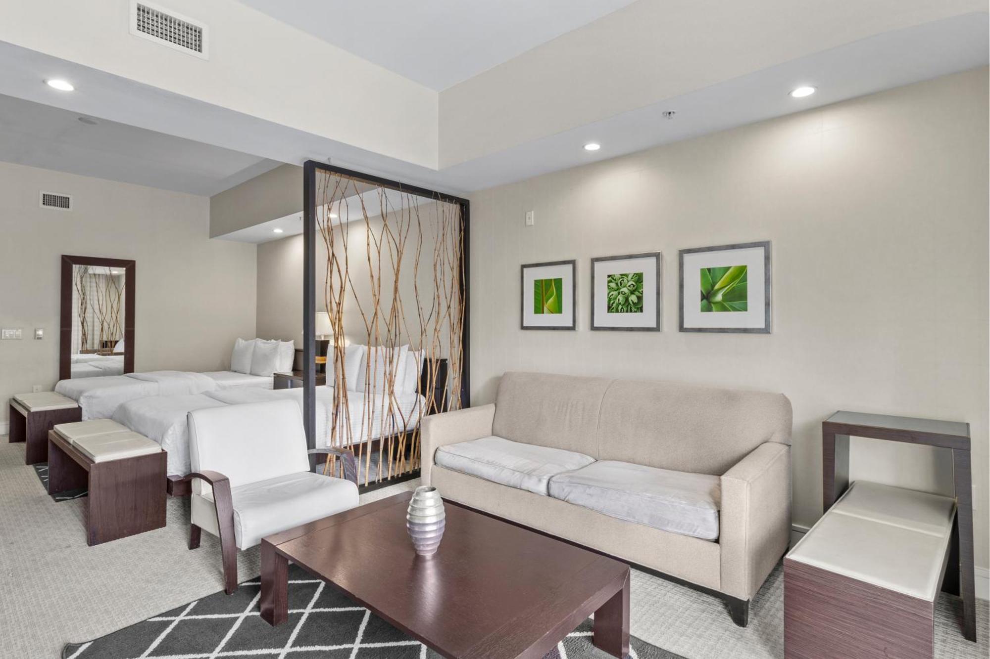 Отель Provident Doral At The Blue Экстерьер фото