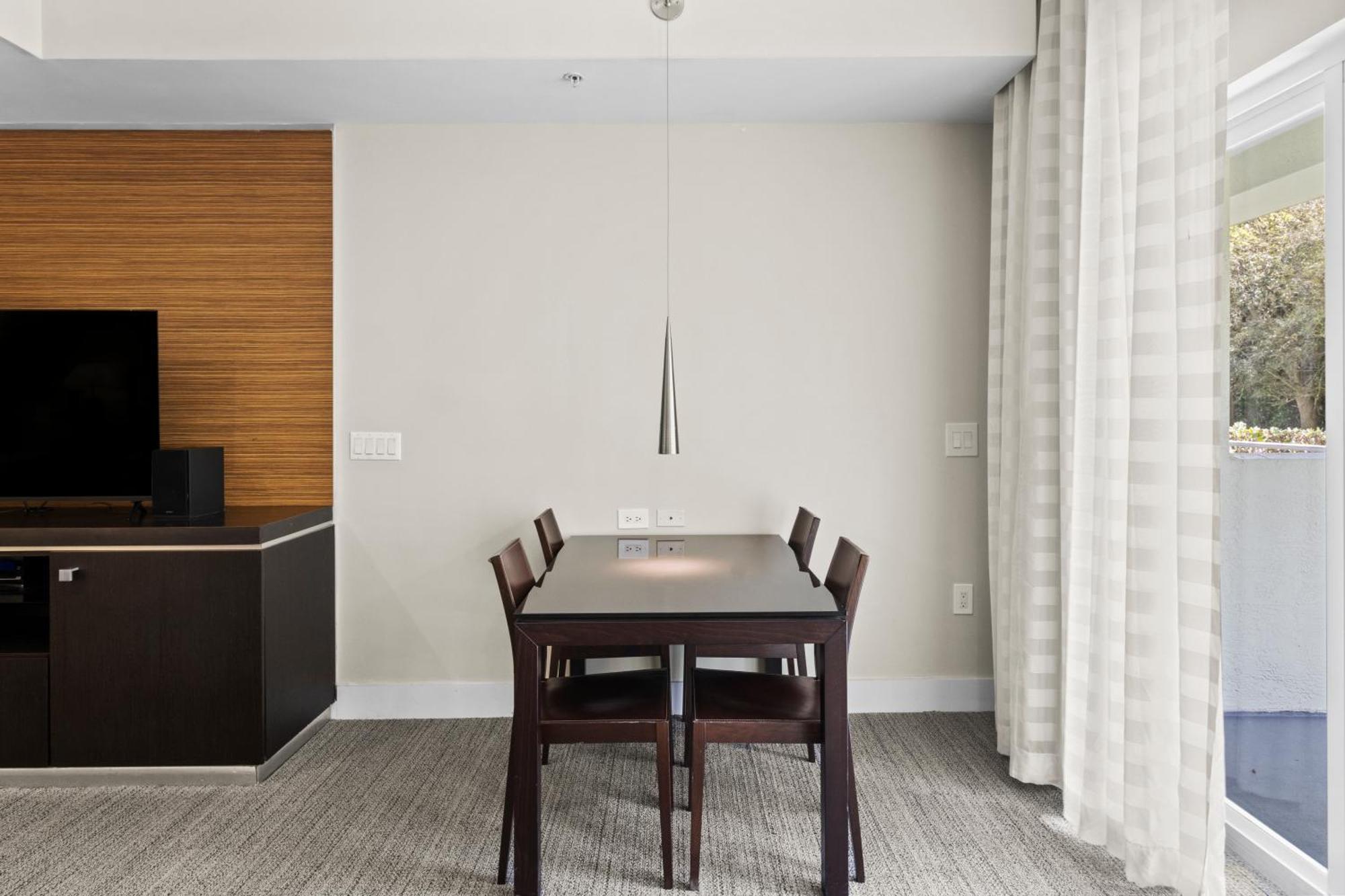 Отель Provident Doral At The Blue Экстерьер фото