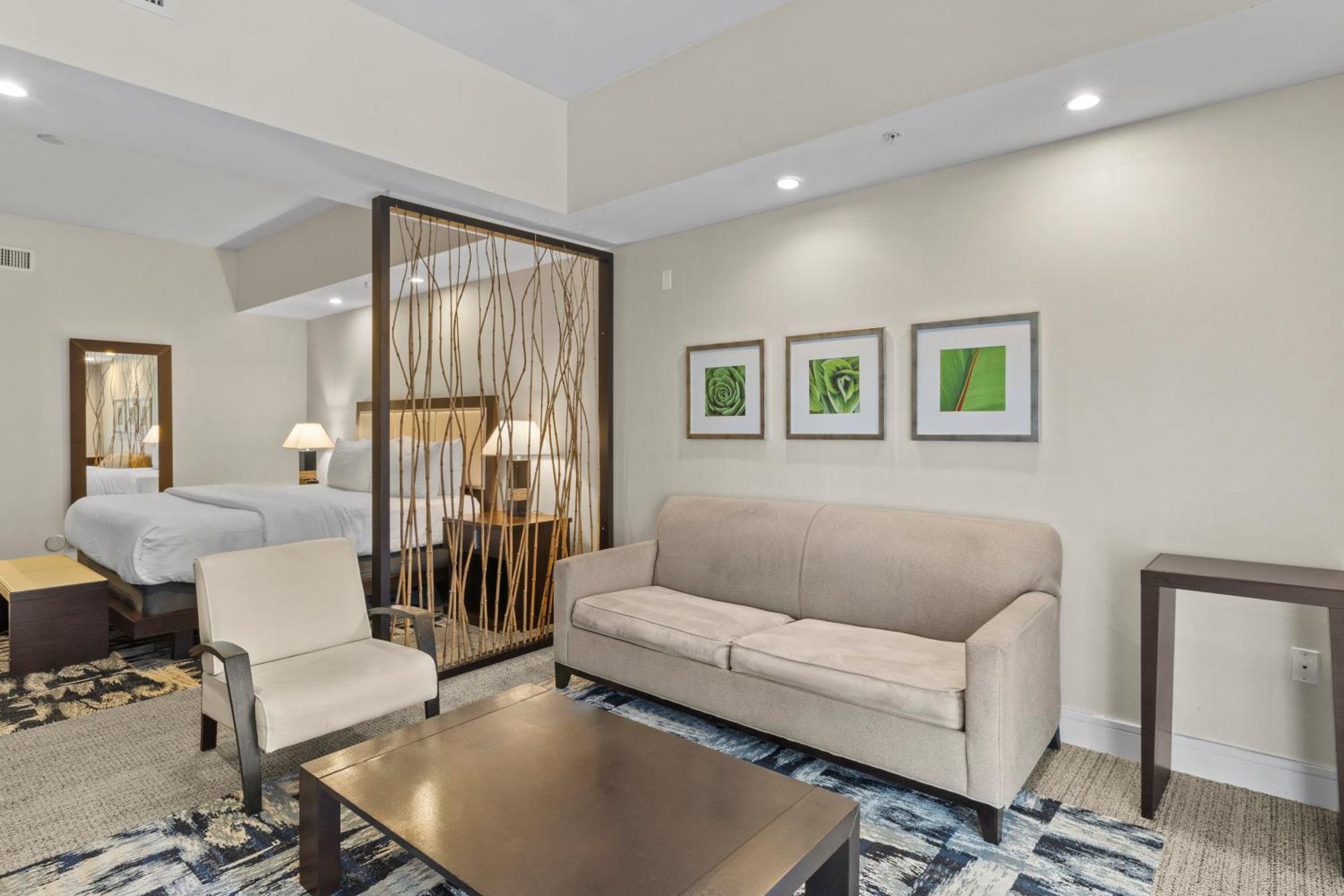 Отель Provident Doral At The Blue Экстерьер фото