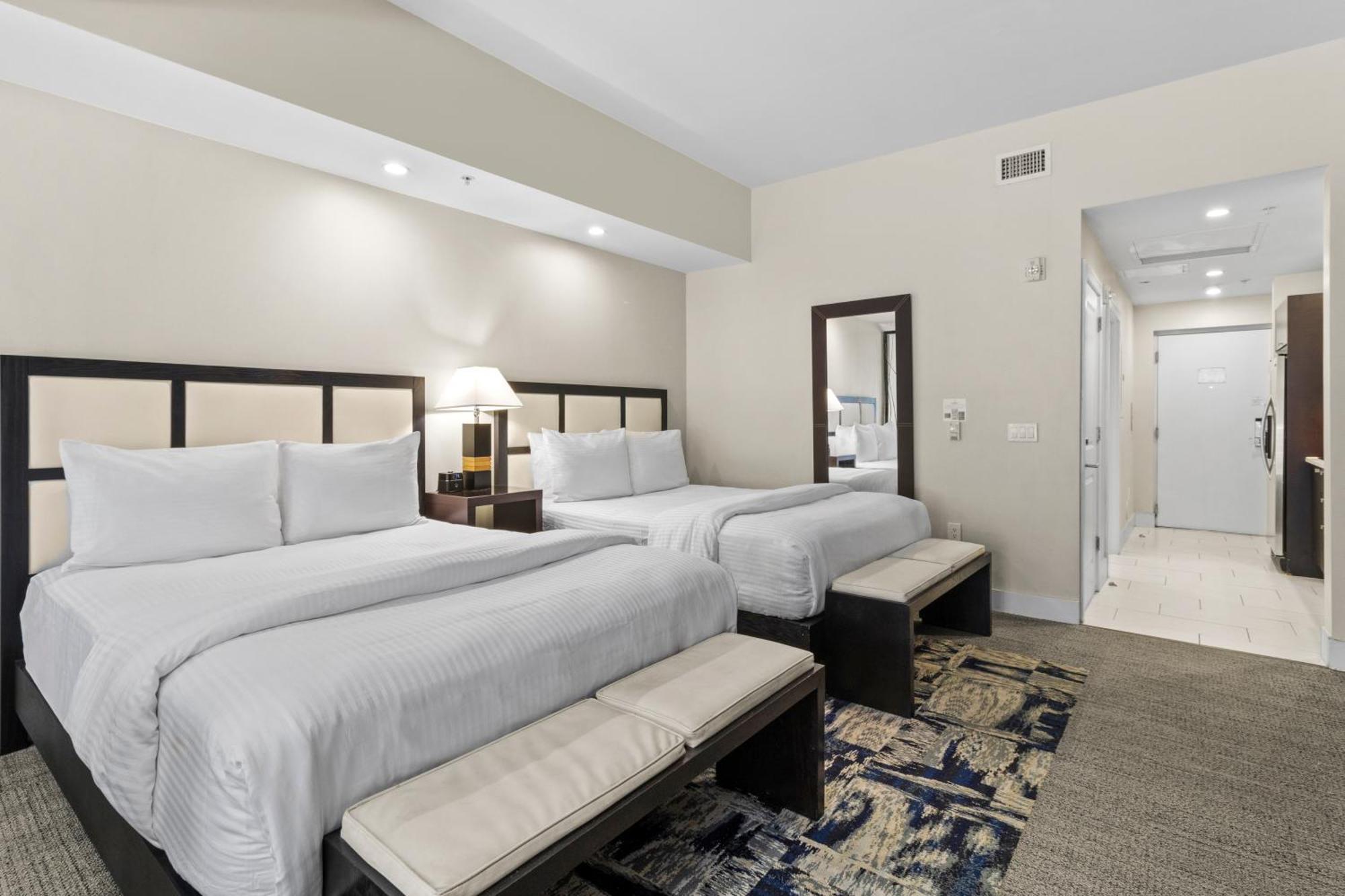Отель Provident Doral At The Blue Экстерьер фото